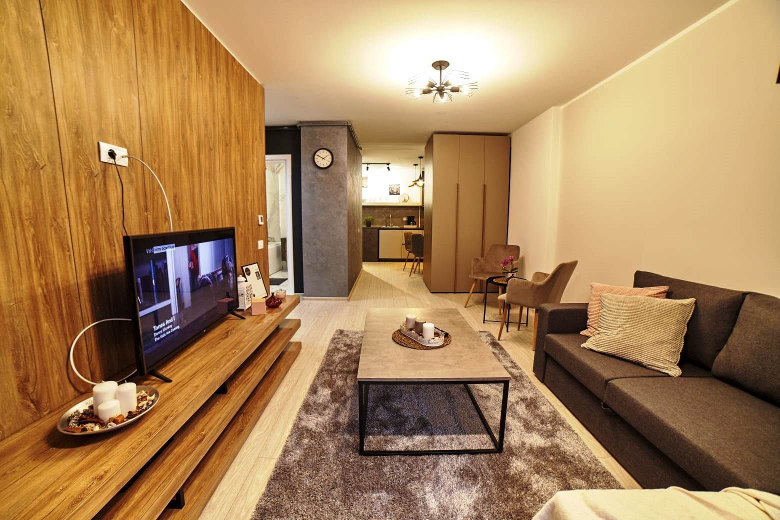 Apartament  mobilat modern,bloc nou-Brasov - Poză 1