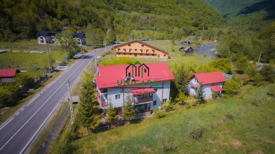 Casa - Pensiune - Malaia - Poză 9