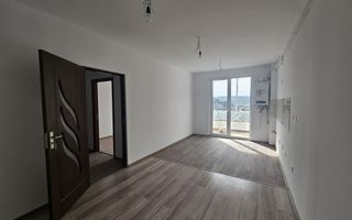 Apartament spațios 4 camere, 2 băi, balcon generos –Pacurari - Poză 4
