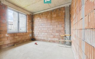 Casă la roșu cu piscină-Pârneava-767 mp teren - Poză 11