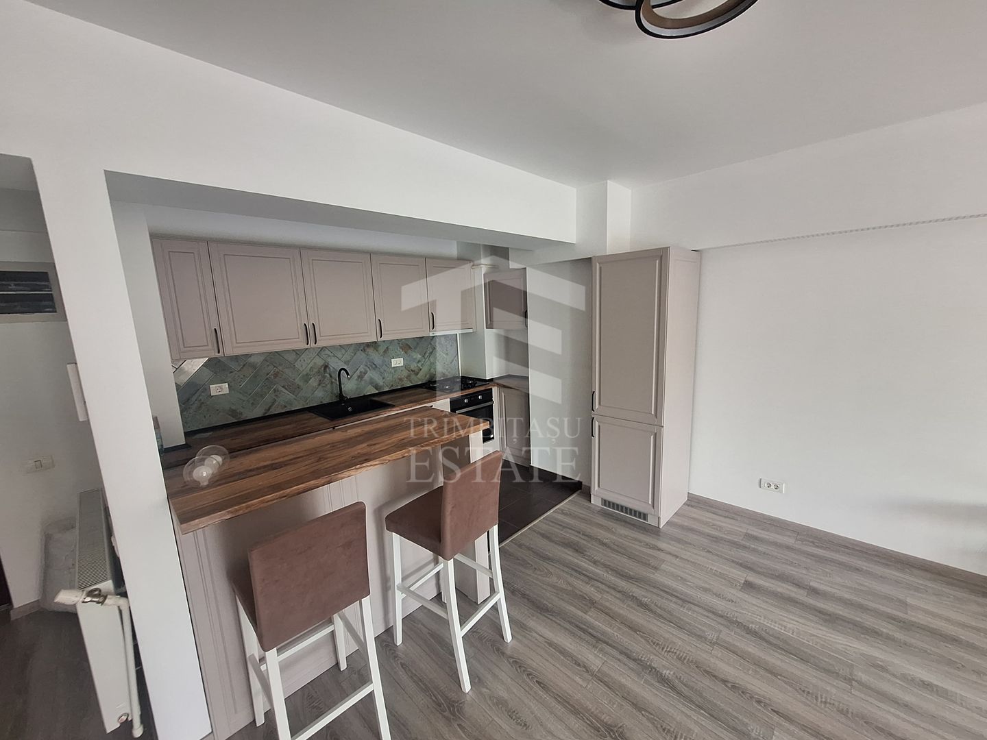 De inchiriat 2 camere  Mall vitan  Unirii Octavian Goga Mihai Bravu - Poză 2