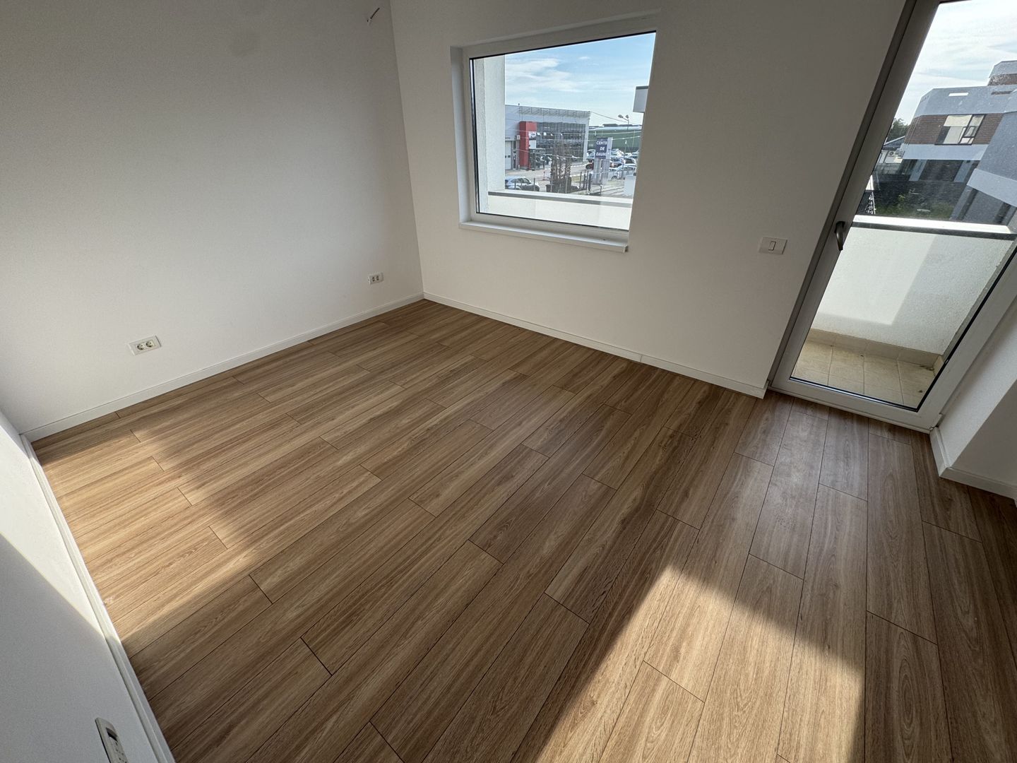Vila moderna P+1, 150m2 si 320 curte cu POMPA DE CALDURA - Poză 9