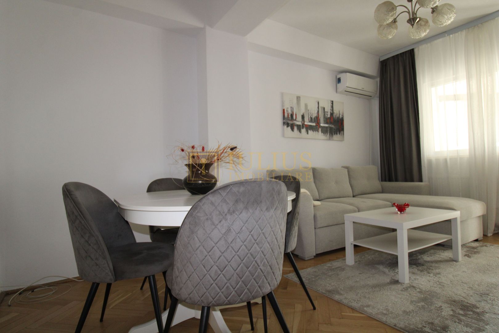 3 camere decomandate, balcon generos de 17 mp, bloc modernizat-Gh Lazăr - Poză 8