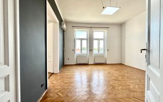 Un apartament spațios cu  2 camere, in , zona Centrala - Take Ionescu - Poză 6