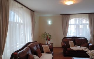 BRASADAS vinde casa individuala 8 cam teren 10 ari Unirii. - Poză 9