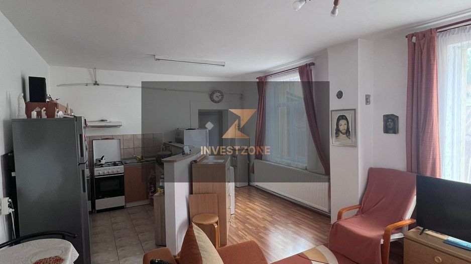 Casa de vanzare in zona Cantemir Oradea, aproape de Lotus si Salca - Poză 15