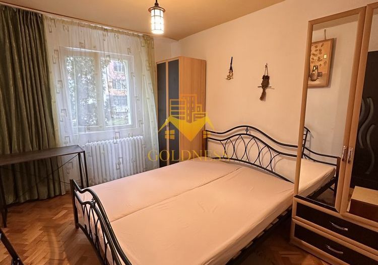 4 camere, Cartierul Manastur, Primăverii, McDonald's, Parcare - Poză 5