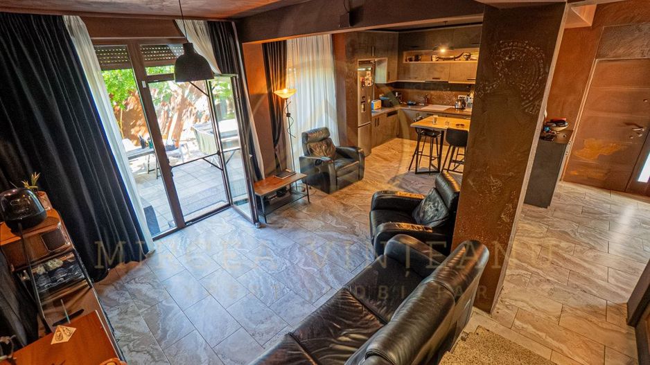 Casa P+1E de vanzare in Mamaia - Tabara Navodari - Poză 4