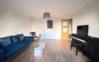 Apartament renovat cu CENTRALA PROPRIE - Poză 2