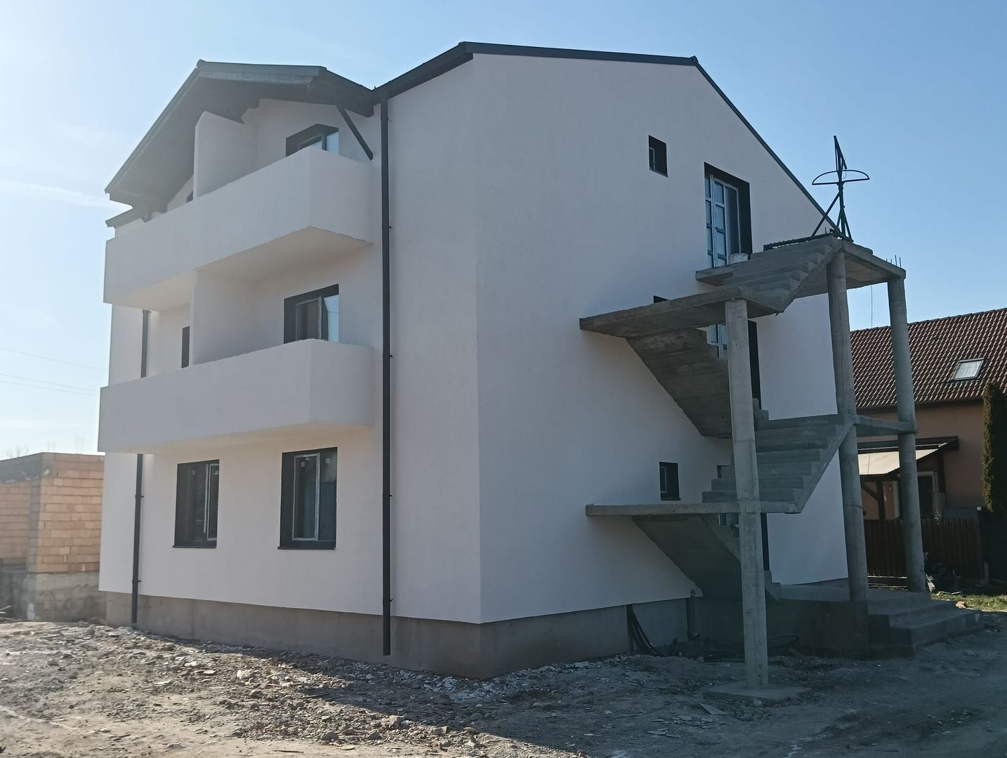 Apartament 2 camere,bloc NOU 50mp,zona 7Noiembrie 1 parcare - Poză 9