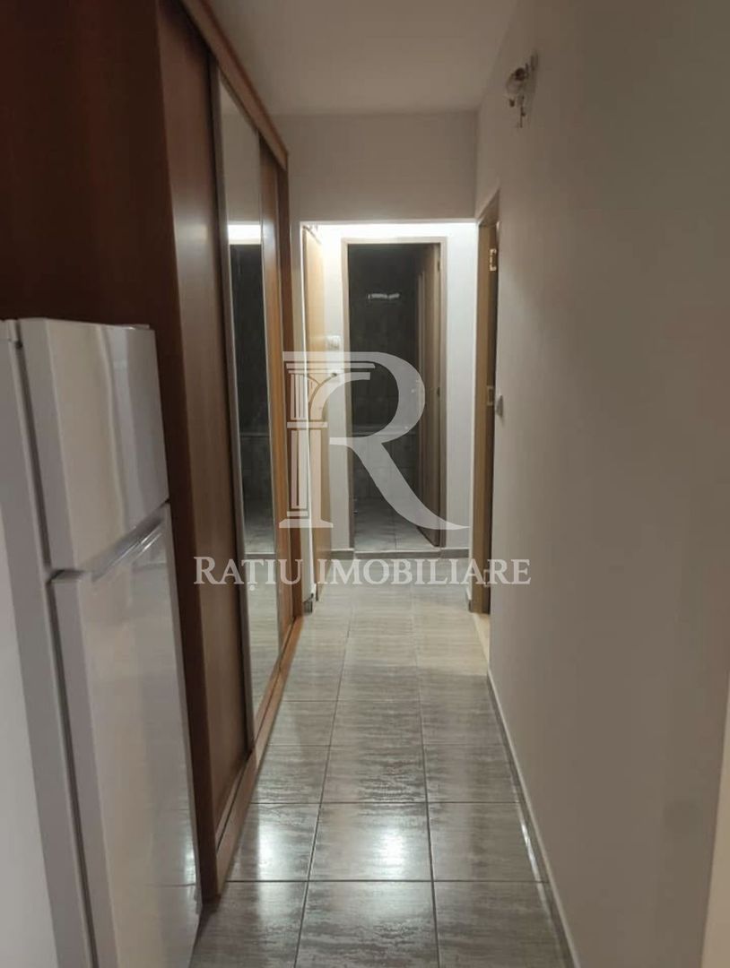 Apartament cu 3 camere | Calea Aradului | Oradea - Poză 3