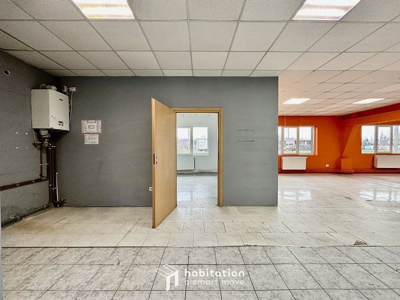 Birou în clădire mixtă - semicentral - Poză 6