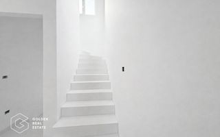 Jumatate de duplex, casa la pret de apartament in Chisoda - Poză 4