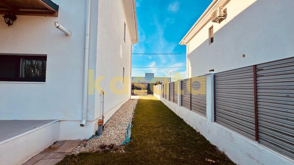 DE VANZARE | VILA INDIVIDUALA | MOGOSOAIA | VEDERE PADURE - Poză 3