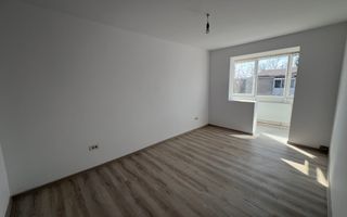 Apartament 3 camere decomandat | Complet Renovat | Zona Sagului - Poză 1
