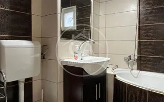 Apartament cu 3 camere de vanzare în Zona Nufărul, Oradea - Poză 12