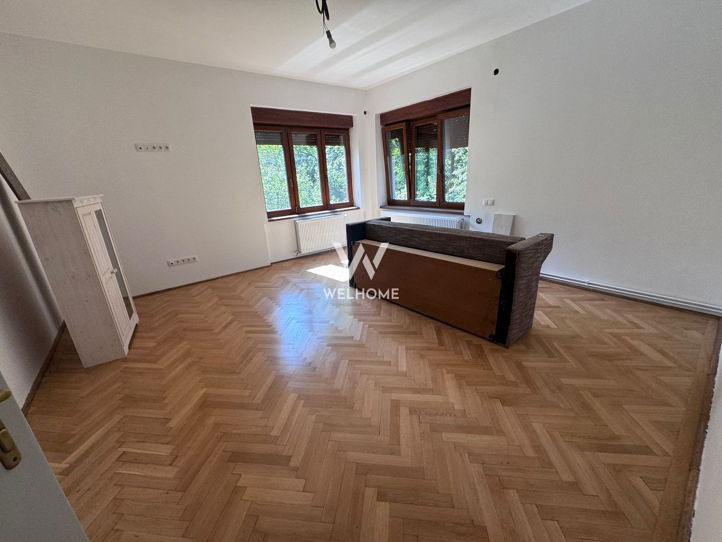 Apartament la casa de inchiriat, Parcul Sub Arini - Poză 1