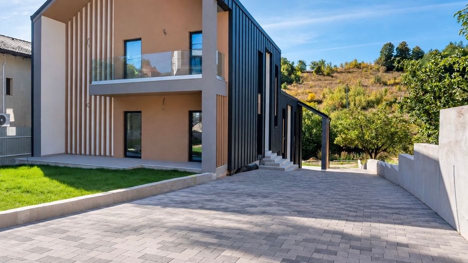 CASĂ FELEACU CU ARHITECTURĂ MODERNĂ 3 NIVELE | 8 MINUTE DE ORAS 0% Com - Poză 1