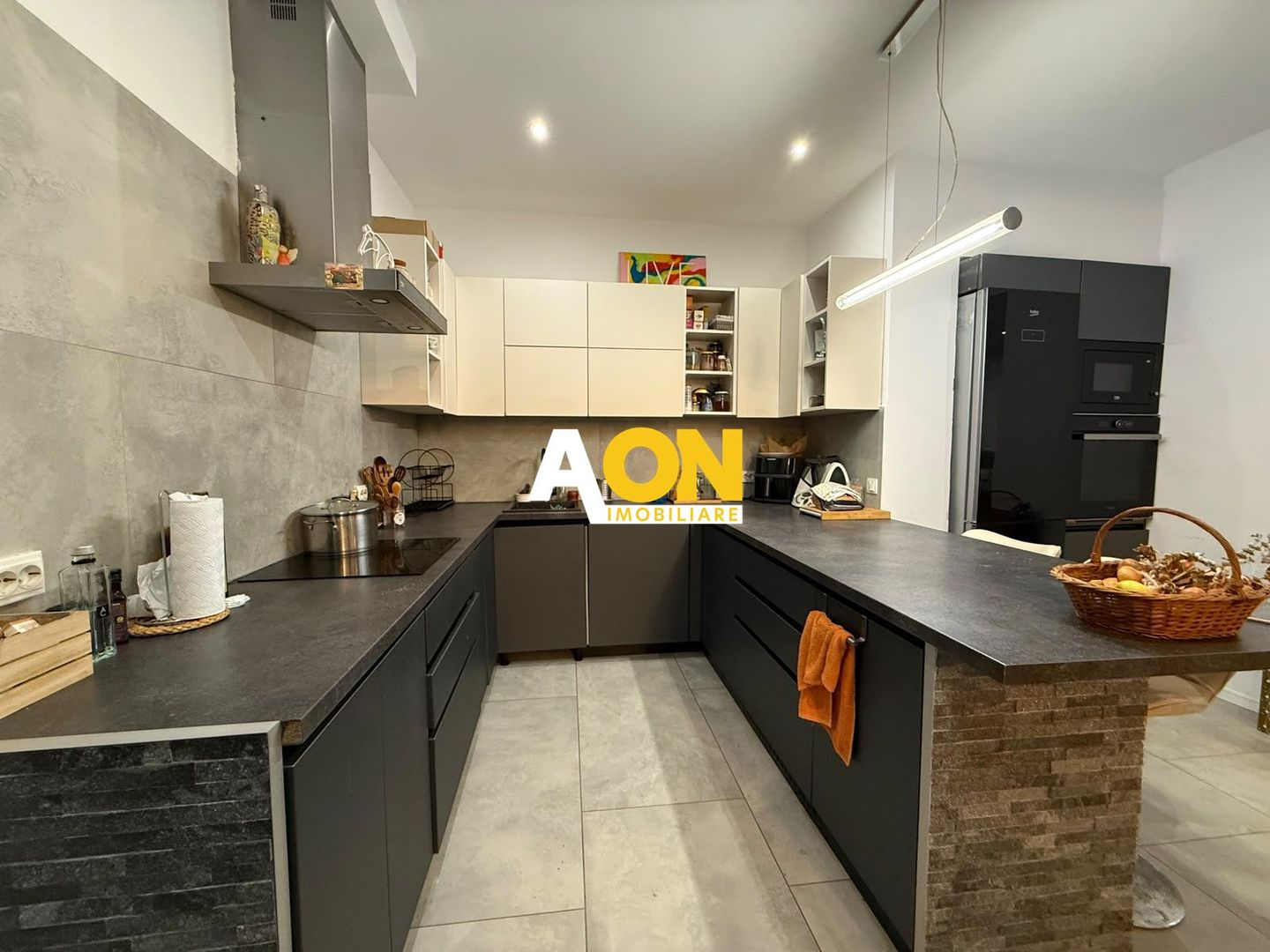 Casa Individuala Zona Schit, 4 Camere, 4 Bai, 1600mp Teren - Poză 42