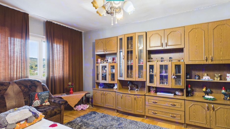 Apartament cu două camere, decomandat Lipova - Poză 14