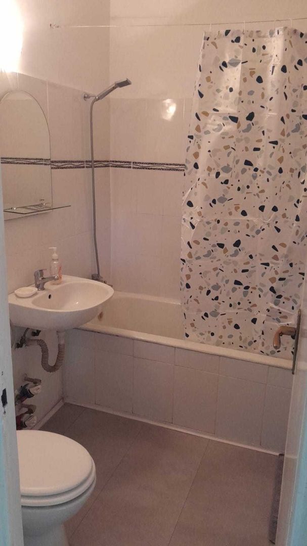 Închiriere Apartament cu 2 camere, etaj 7, balcon mare, langa metrou Obor - Poză 6
