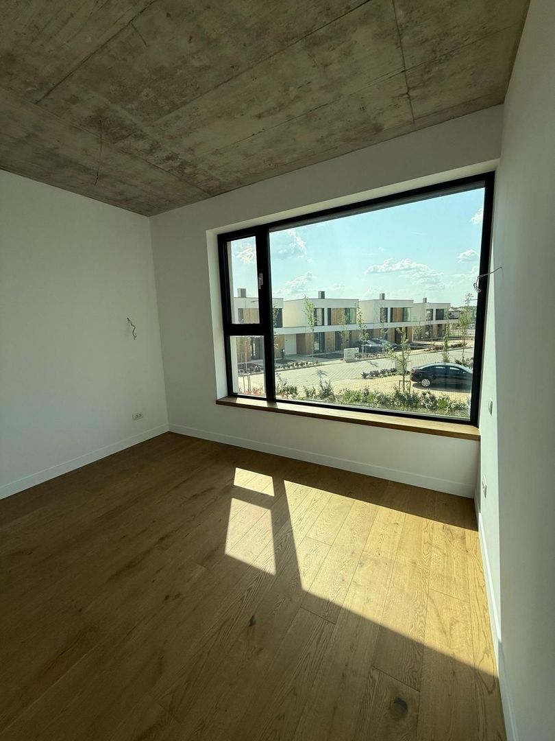 Vila tip UV02 mobilata complet in Amber Forest-prima inchiririere - Poză 10