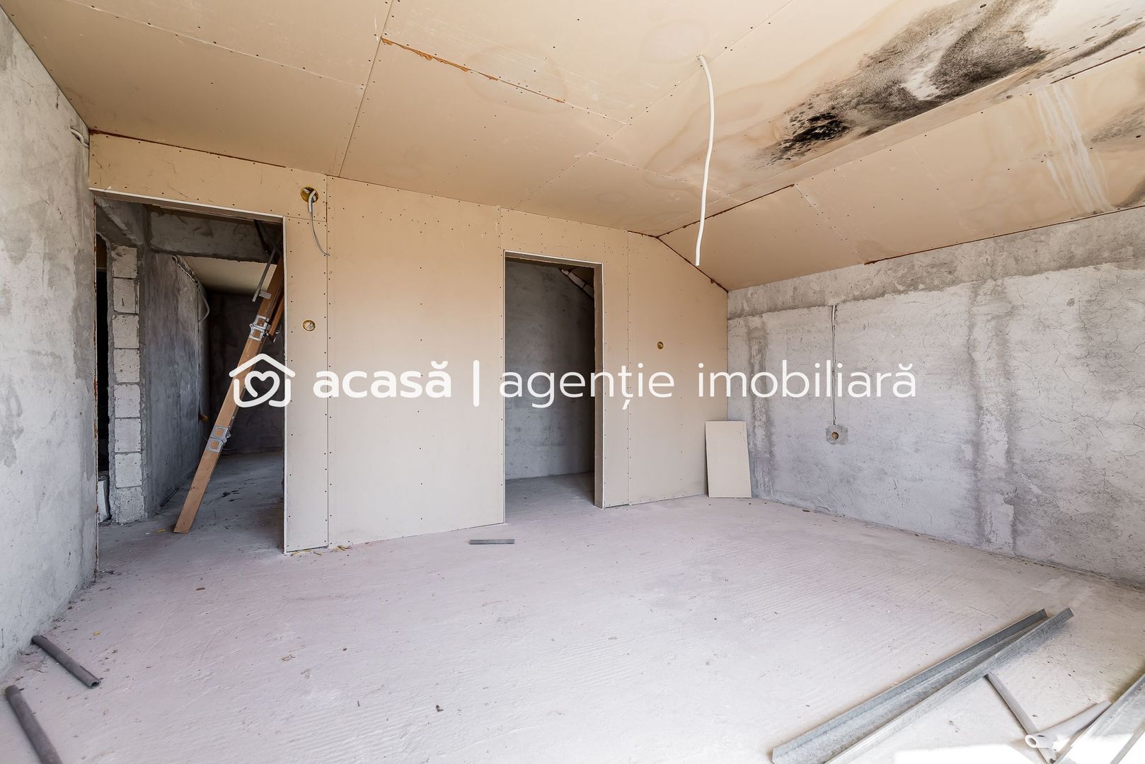 🏡 Casă P+1 la gri | 239 mp construiți | Călugareni -14 km de Arad - Poză 8