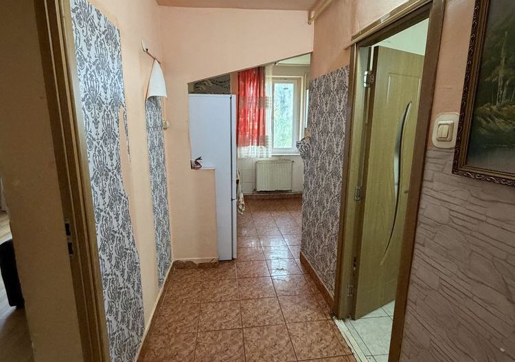 Apartament de vanzare -zona Soarelui - Poză 3