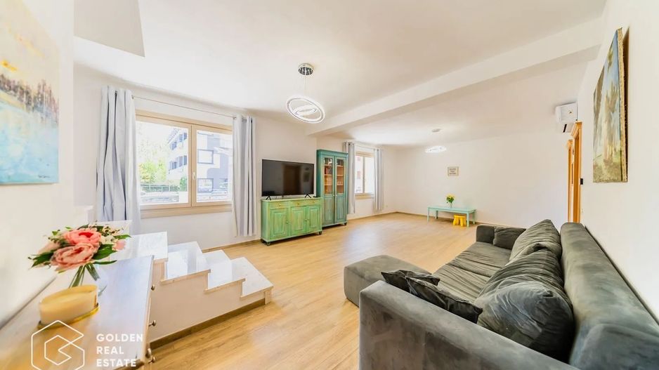 Cladire moderna in cartier exclusivist Romanilor, strada 9 Mai - Poză 7