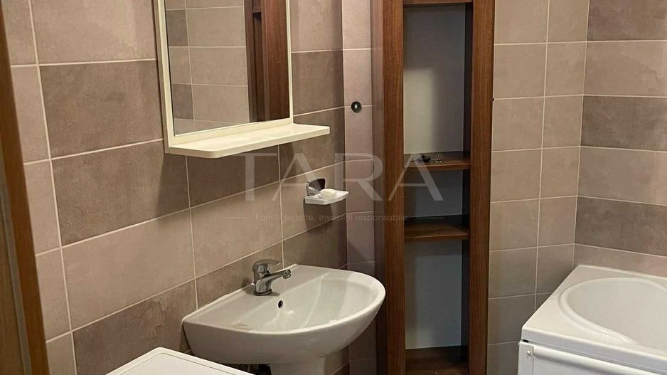 Apartament cu 2 camere, balcon generos, proximitatea Paltinia. - Poză 6