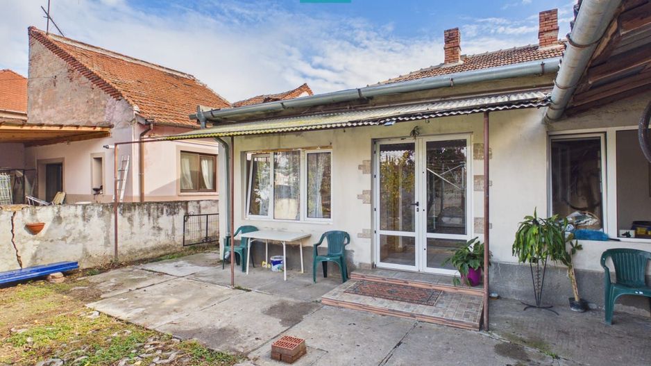 Casă individuală cu 4 camere, zona Centrală - Poză 2