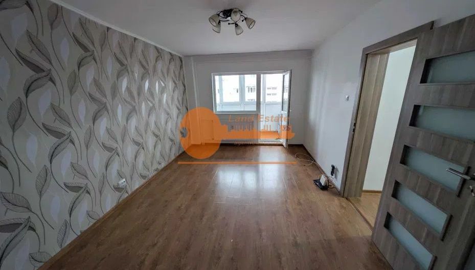 2 camere Stefan Cel MAre ( bloc reabilitat ) - Poză 2