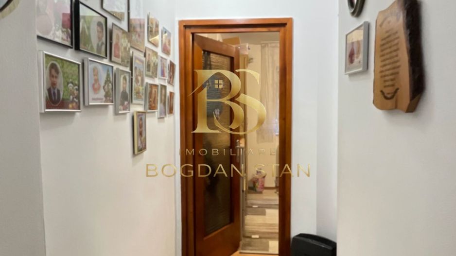 Apartament 3 camere de vânzare | Parter | Zona Micro 16 - Poză 18