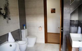 Casă cu 4 camere de vânzare | zona Ultracentrala - Poză 18