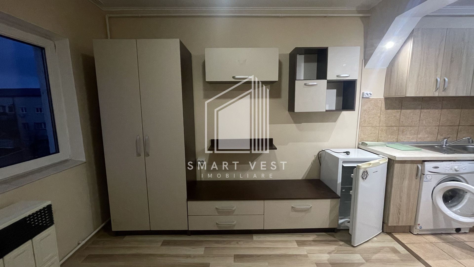 Garsoniera de vânzare | Zona Micro 17 | Etajul 4 - Poză 2