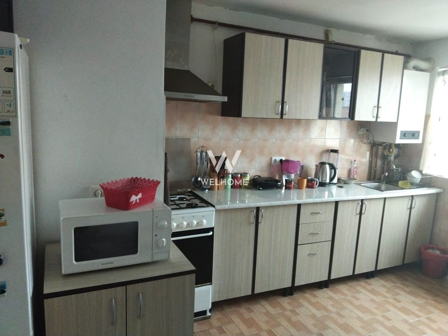 Apartament 4 camere, 82 mp, mobilat, zona Mihai Viteazul - Poză 1