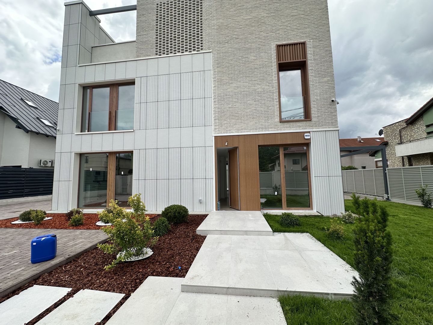 LUXURY VILLA  FOR SALE PIPERA - Poză 1