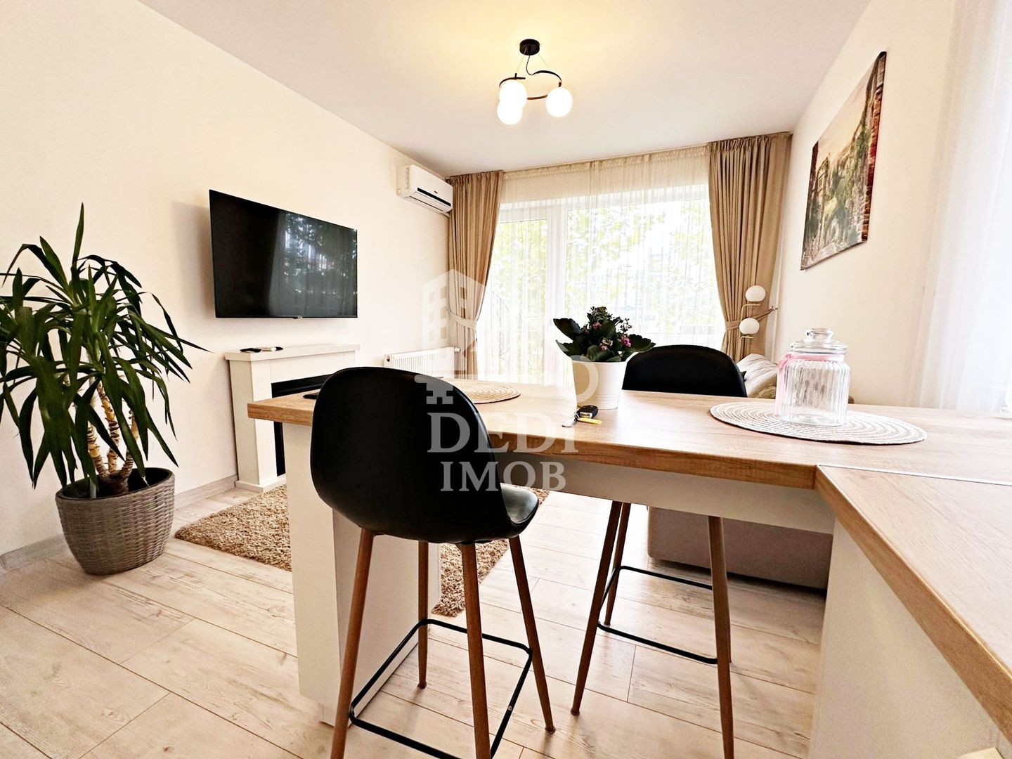 Apartament cu 3 camere de inchiriat Ceyrat, Oradea - Poză 2