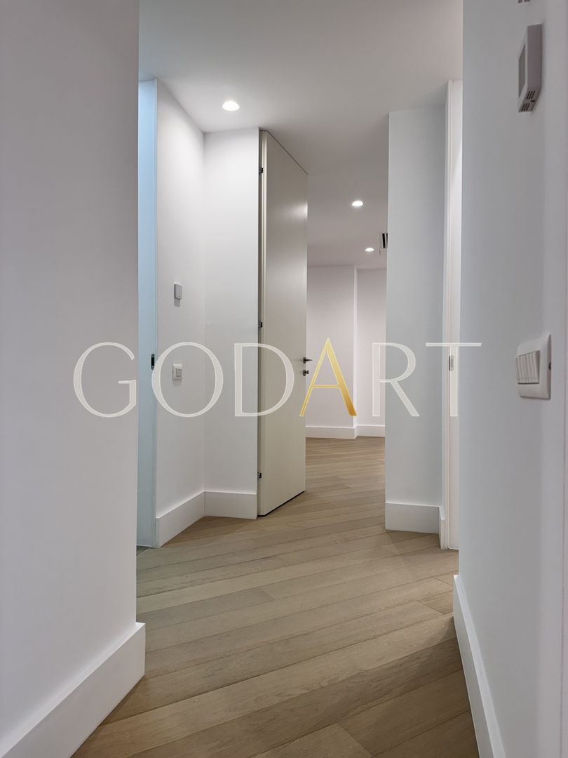 Apartament exclusivist | 3 camere | 121.8 mp | Cortina 126 - Poză 8