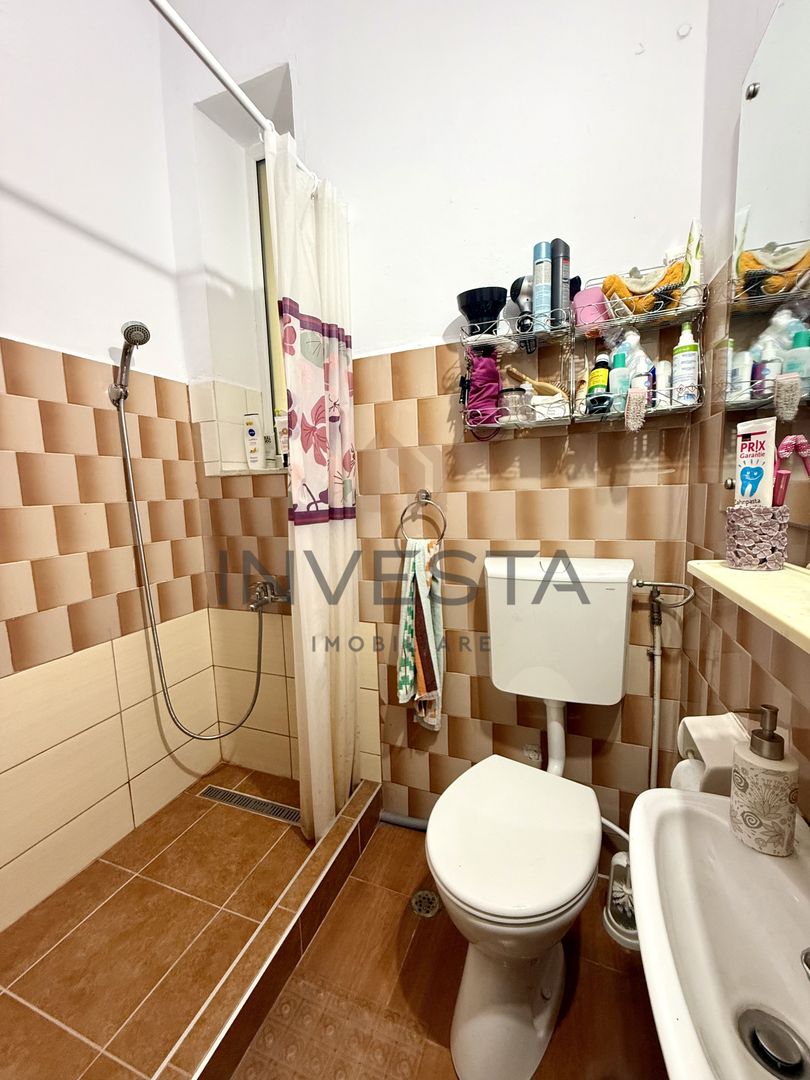 Apartament Central cu 3 Camere, Etaj 1, Ideal Locuinta sau Investitie - Poză 6