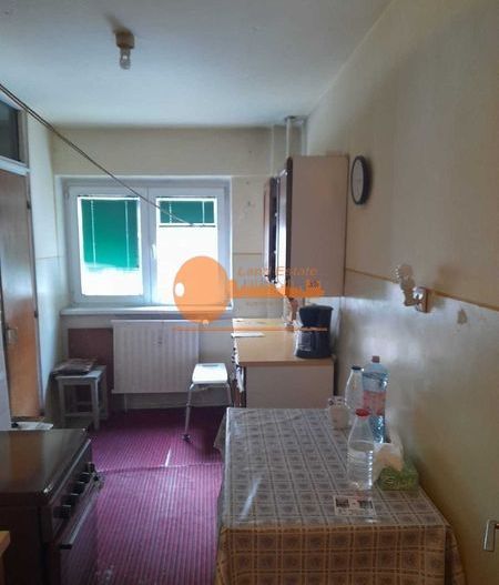 3 camere Crangasi ( 1986-Pod Grant ) - Poză 1