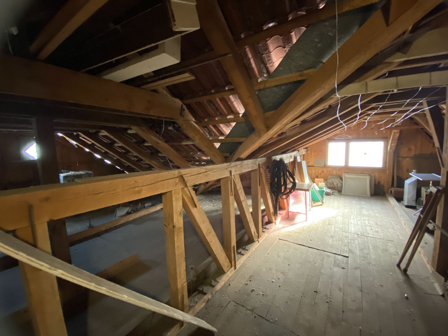 Proprietate de Vânzare în Centrul Brașovului | Strada Aninoasa | 500 mp utili - Poză 15