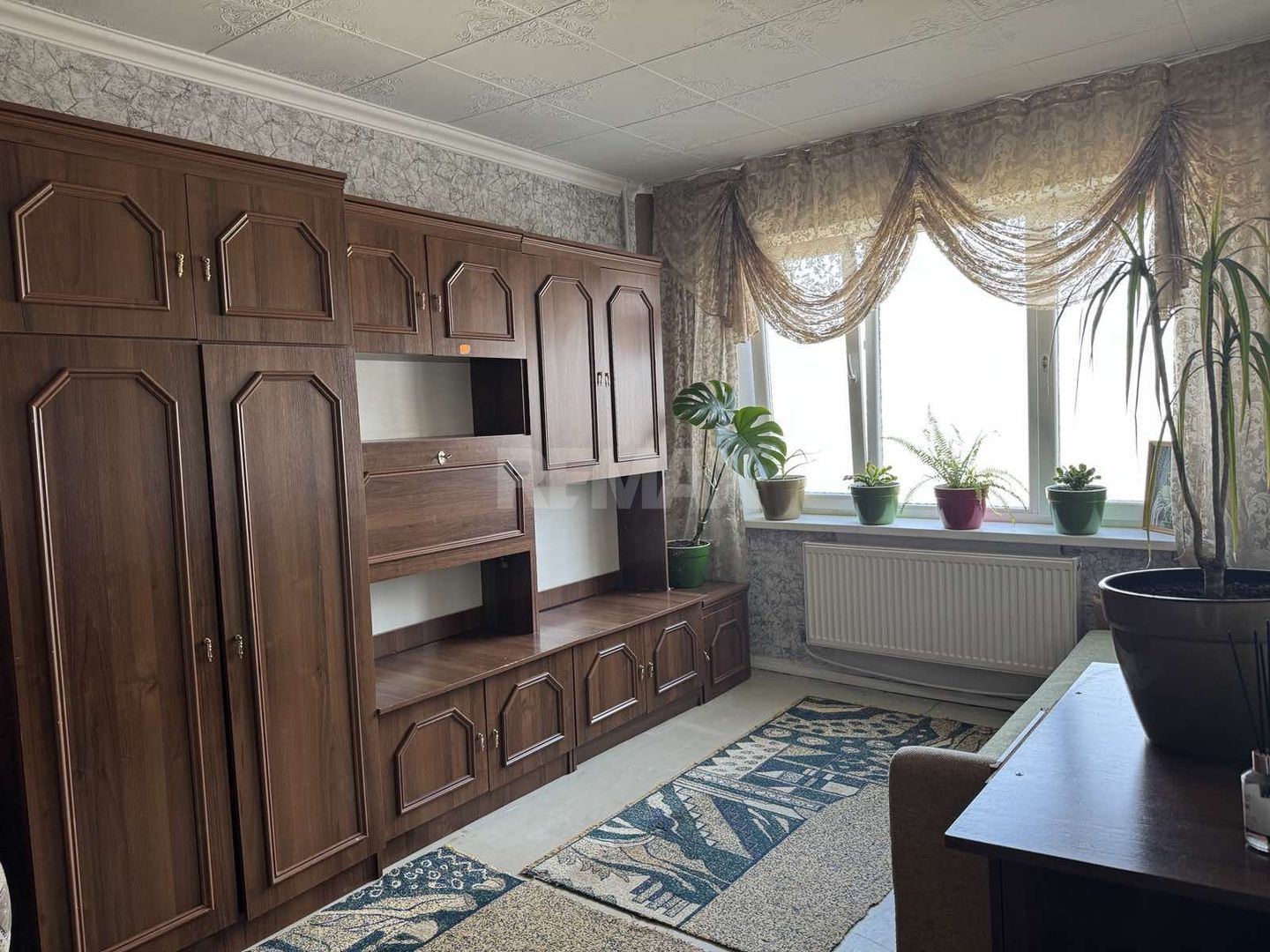 Se vinde apartament vizavi de parc - Poză 2
