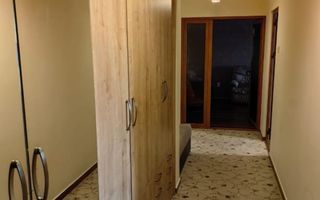 Apartament de vânzare - 4 camere, Strada Tecuci, Bloc Vega - Poză 12