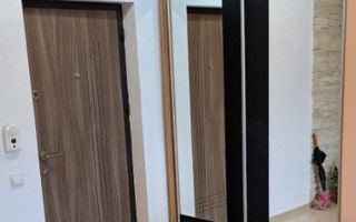 Apartament 2 camere, decomandat, Cetate, bulevard - Poză 8