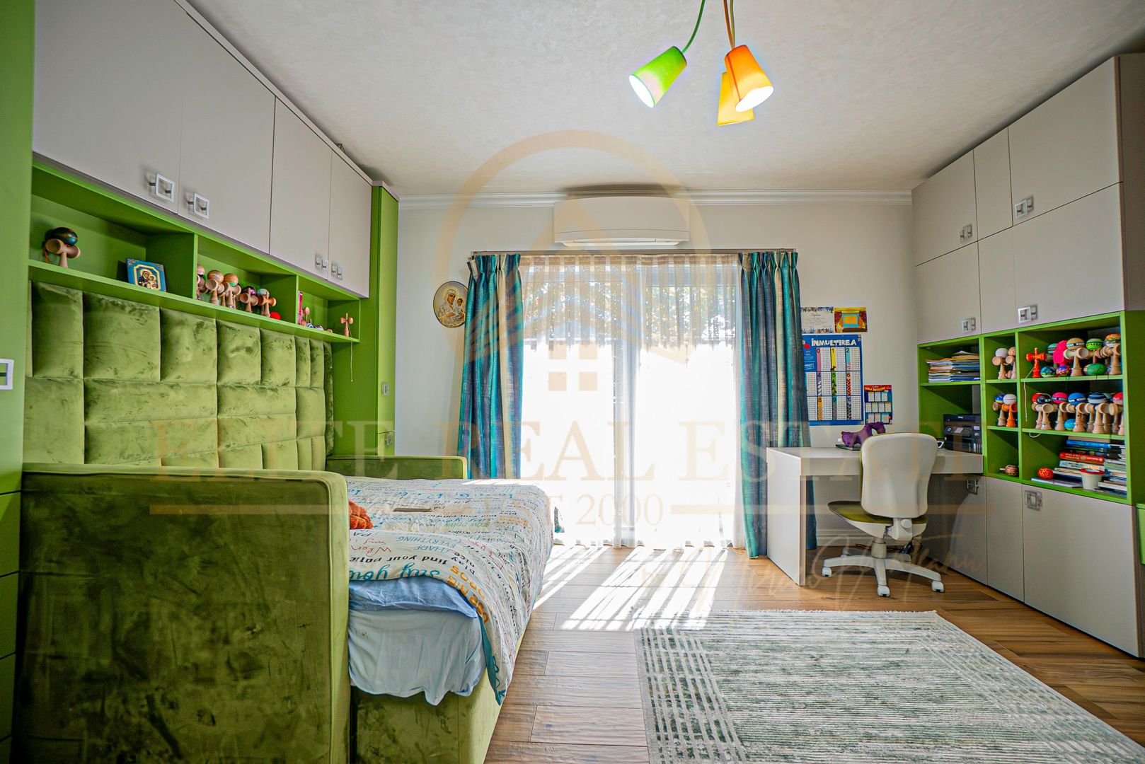 Mamaia Sat - Casă ultra-modernă de lux  – 5 camere, 4 dormitoare. - Poză 25