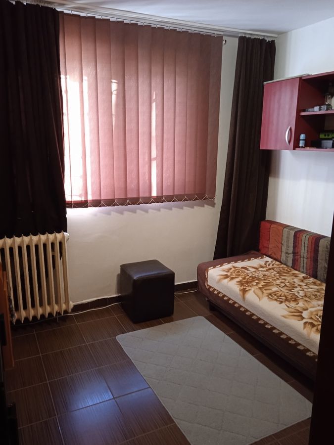3 camere, bloc anvelopat, boxă, Piața Titan, metrou la 500 m - Poză 2