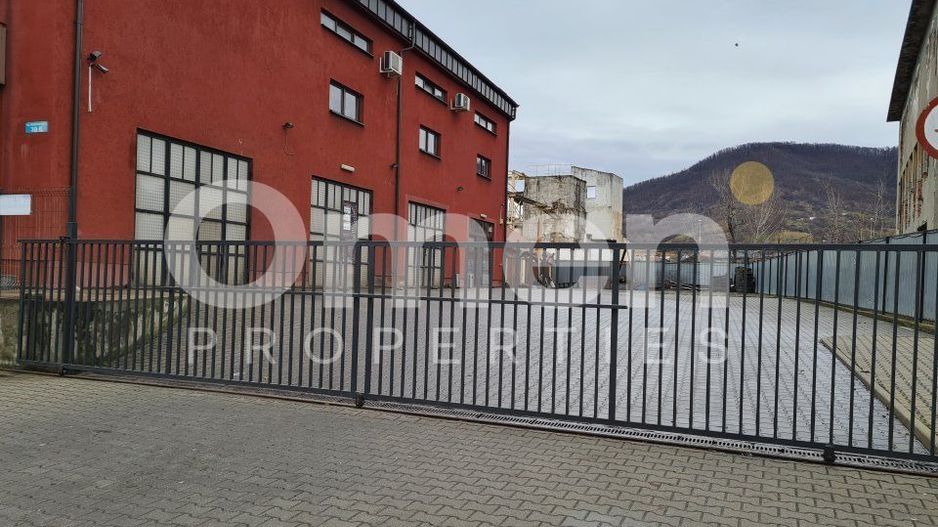 Imobil Comercial de Vânzare: Oportunitate Unică! - Poză 1