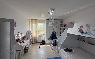 Ap 3 camere - transformat din alipirea a 2 garsoniere - 62 mp - parter - Poză 9