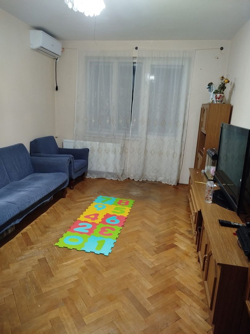 Apartament 3 camere de vânzare – Piața Centrală, etaj 3 - Poză 5